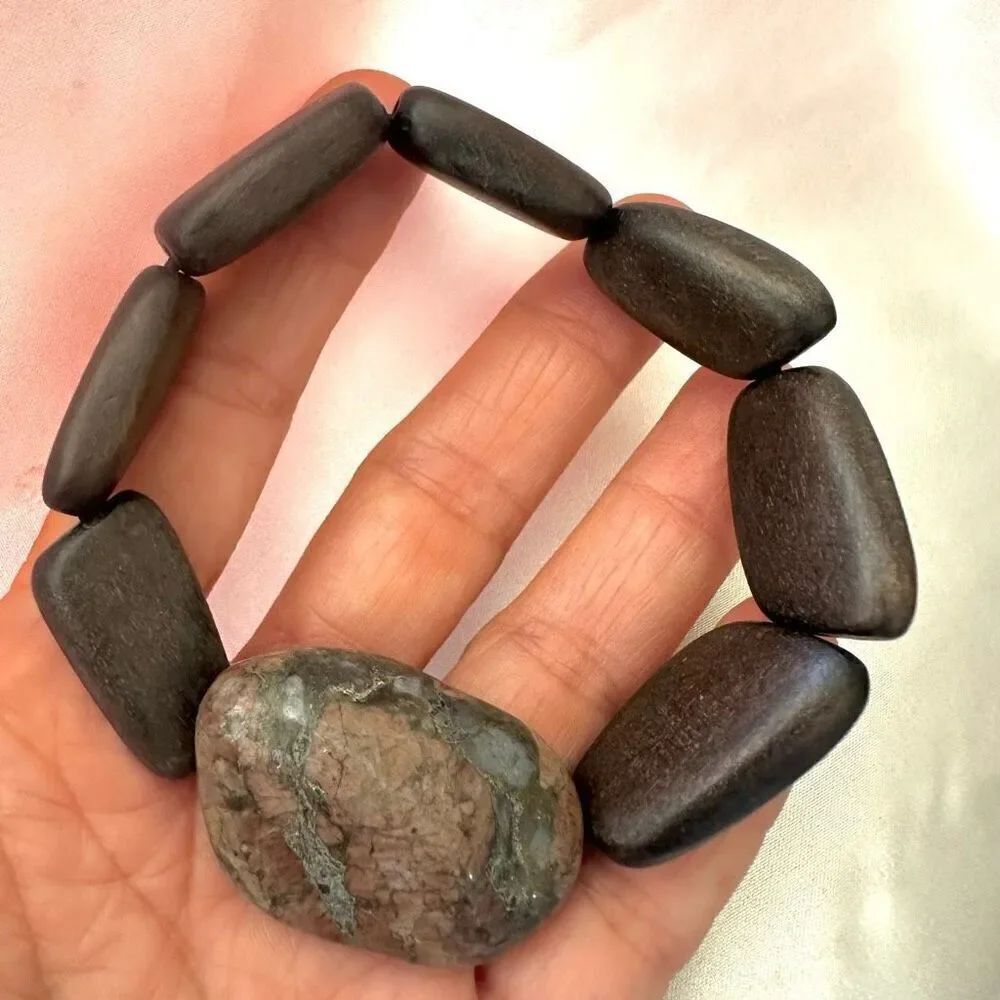 Llanite and wood stretchy beaded bracelet